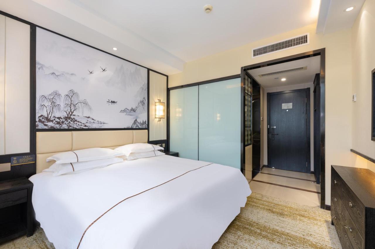 Yiwu Luckbear Hotel Bagian luar foto