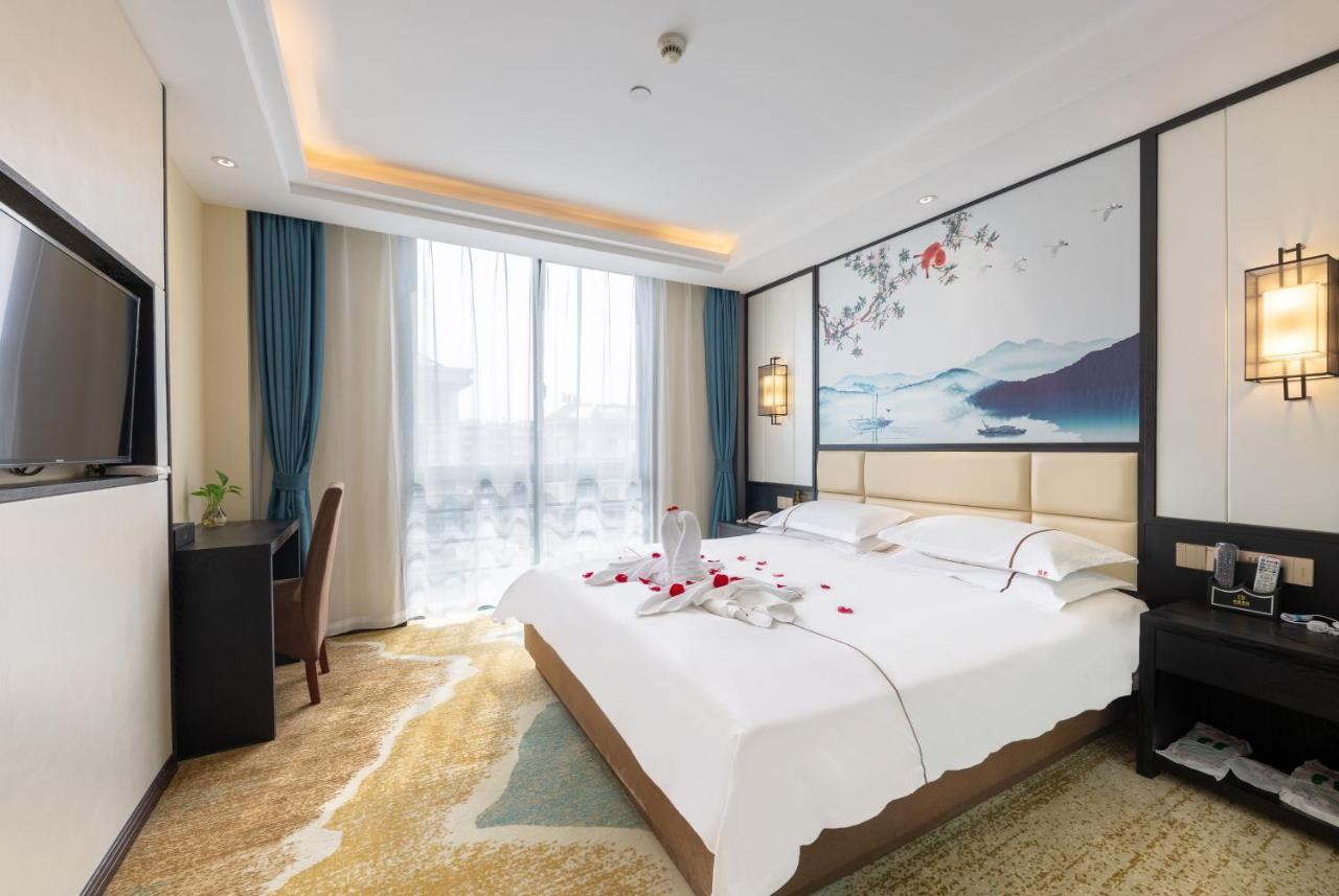 Yiwu Luckbear Hotel Bagian luar foto